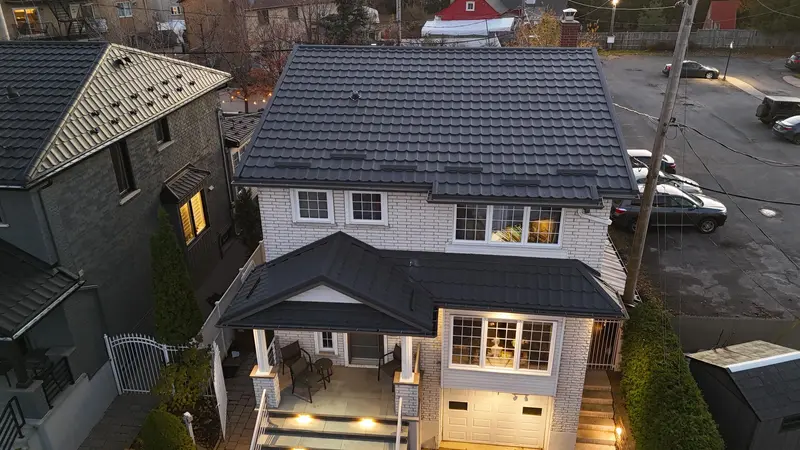 Projet toiture métallique tuiles